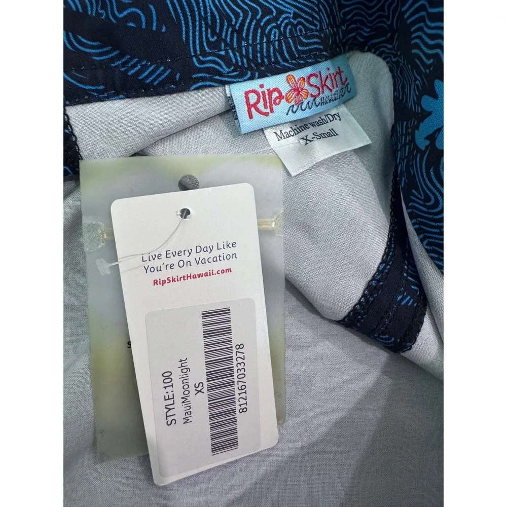 NWT RipSkirt Hawaii Maui‎ Moonlight Active Water Repel Wrap Floral Skirt Size XS